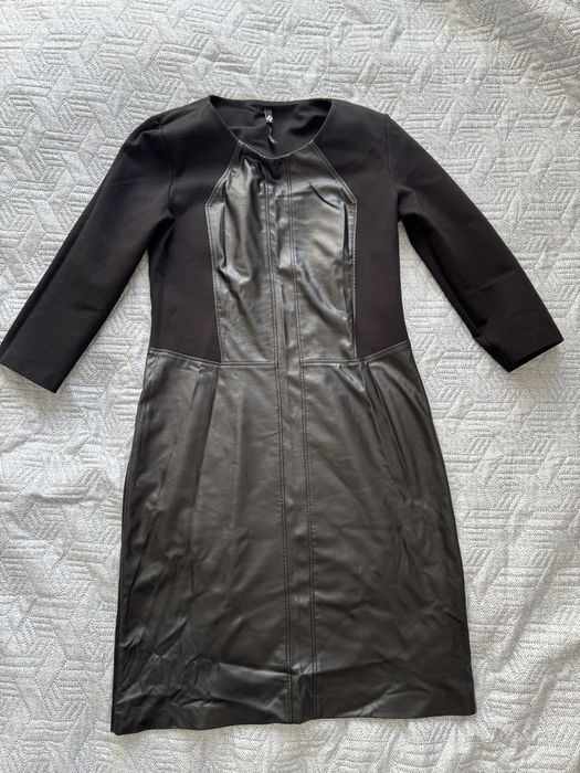 Платья, ветровка, брюки, кофты.