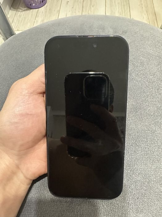 Айфон 15 в хорошем состоянии