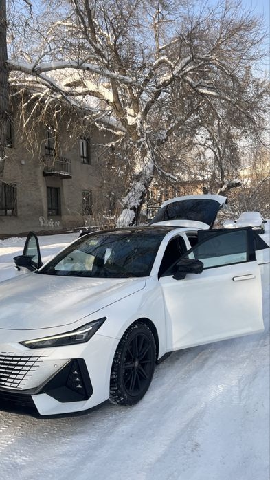 Продам Changan Uni-V