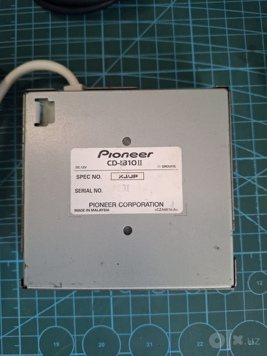 Carrozzeria Shtekkerlari, Ipod adapter, Pult