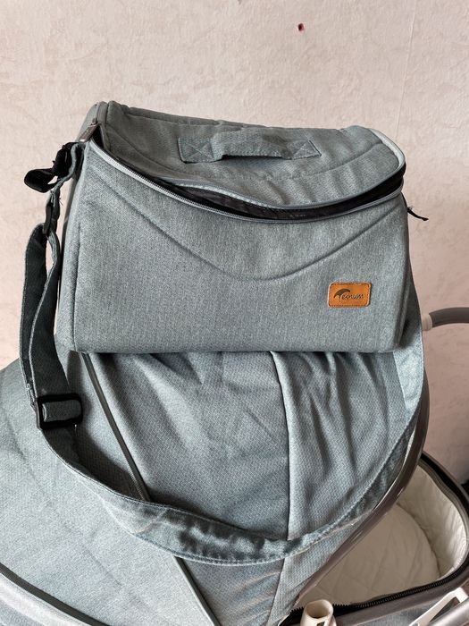 Продам коляску,зима-лето.