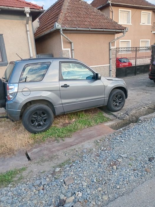 suzuki vitara 4x4