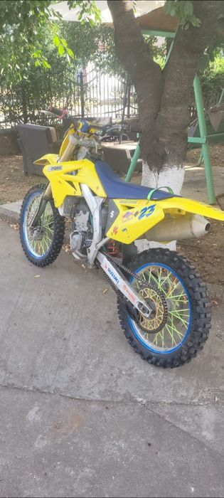 Suzuki rmz 250cc 4 t