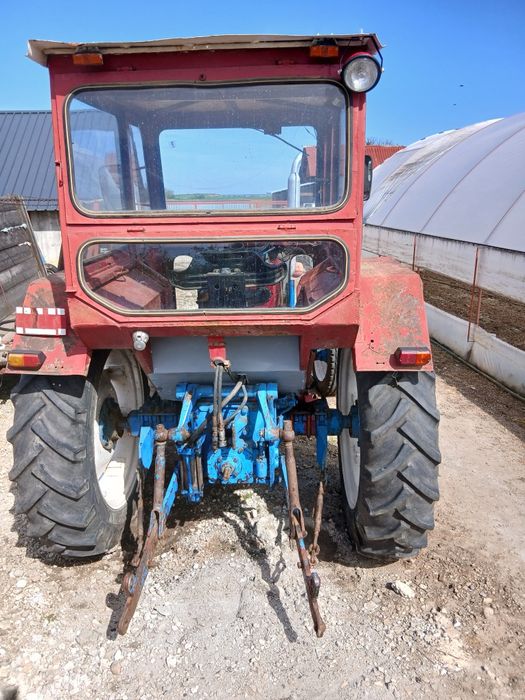 Vind tractor si utilaje