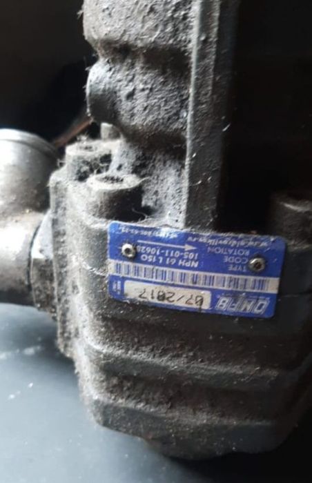 Насос для подъёма кузова хода