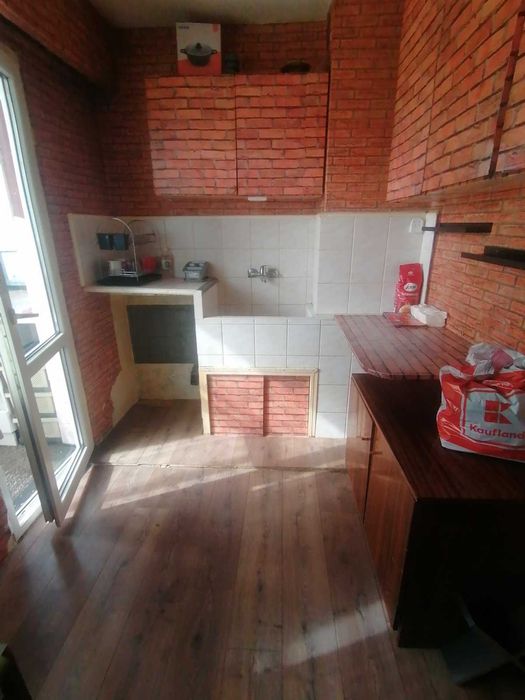 Продава се Тристаен апартамент в Варна, Владислав Варненчик - 68 кв.м за 1618 €/кв.м - Снимка #4