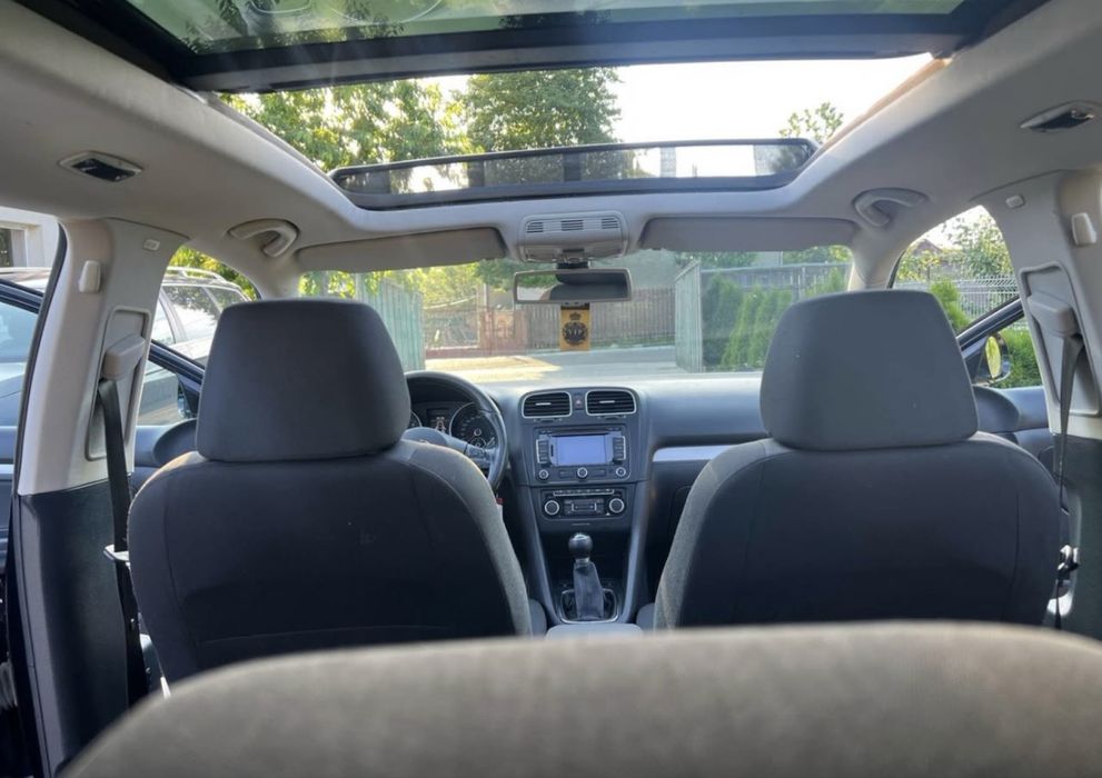 VOLKSWAGEN Golf 2012 — imagine 2