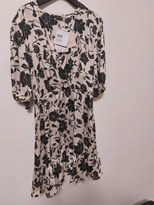 Чисто нова,рокля Liu jo 38-S