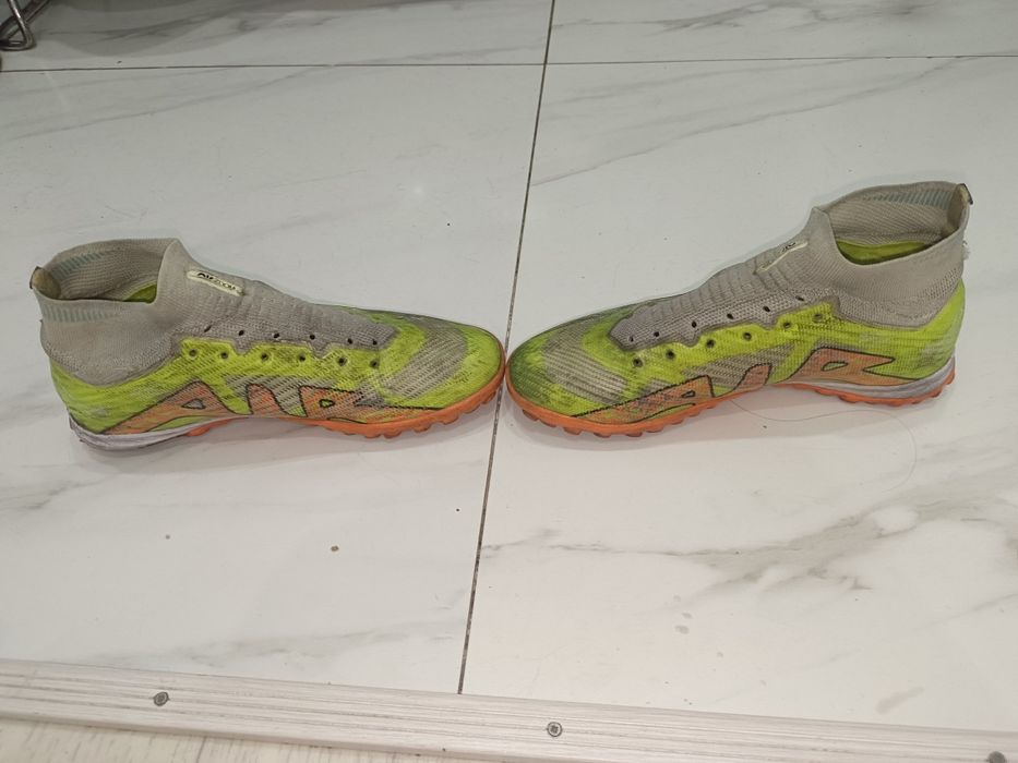 Сороконожки air zoom