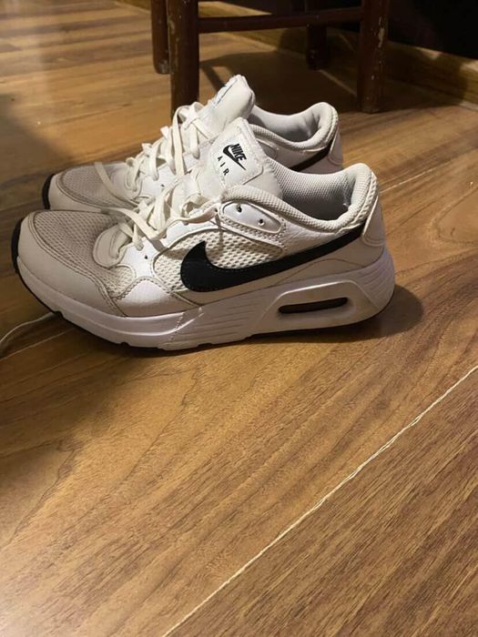 Спортни маратонки