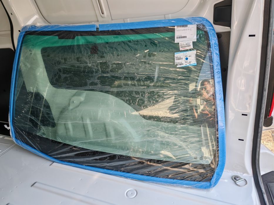 Parbriz original Toyota Hilux 2018- prezent