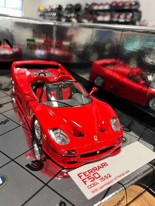 Колекционерски комплект BBURAGO GOLD COLECTON 1:18 и 1:24 BMW,FERRARI