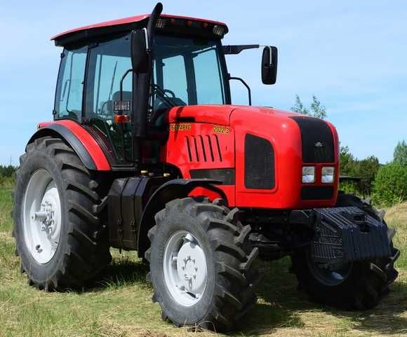 Трактор Беларус 2022, новый