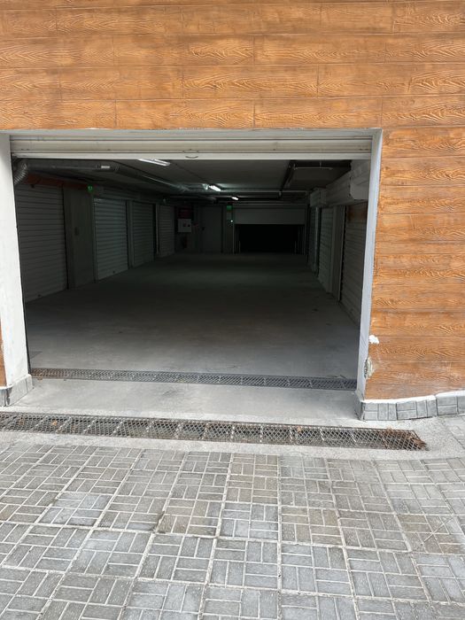 Продава се Гараж / Паркомясто в Варна, ЖП Гара - 34 кв.м за 1206 €/кв.м - Снимка #6