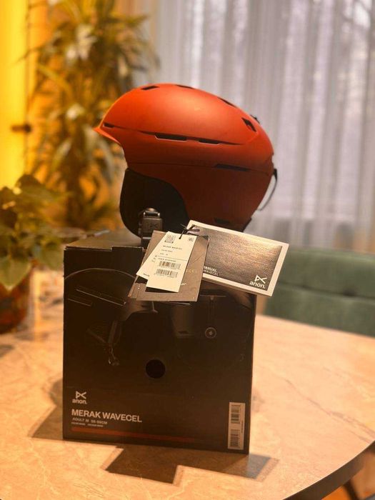 Продаю новый шлем Anon Merak WaveCel, размер M