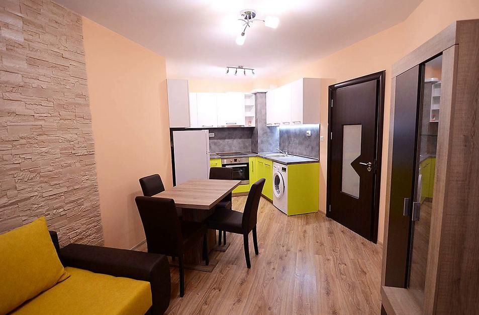 Дава се под наем Двустаен апартамент в Пловдив, Кършияка - 55 кв.м за 425 € - Снимка #2