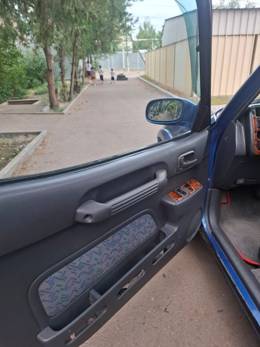 toyota  rav 4 трехдв