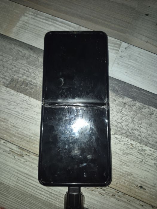 Samsung Galaxy Z Flip3 5G