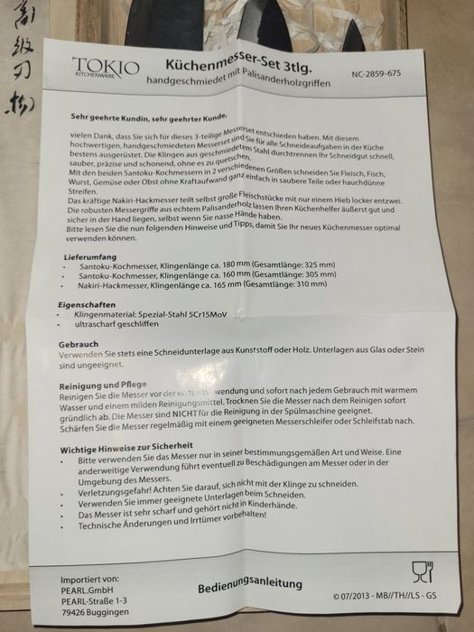 Set de 3 cutite in cutie de lemn