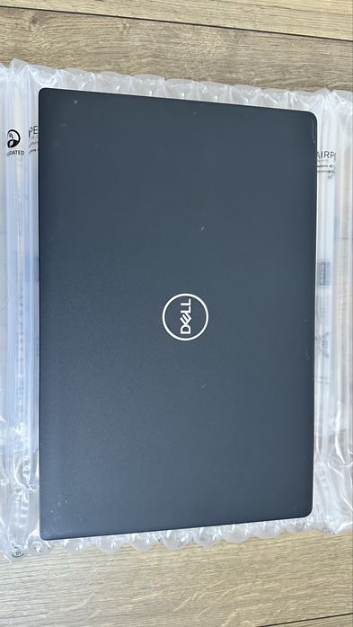 Лаптоп Dell Latitude 3520 FHD 15.6” Intel i5-1135G7 8GB RAM 256GB SSD