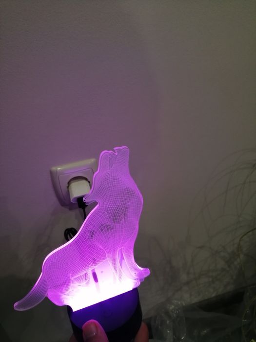 3D нощна лампа...