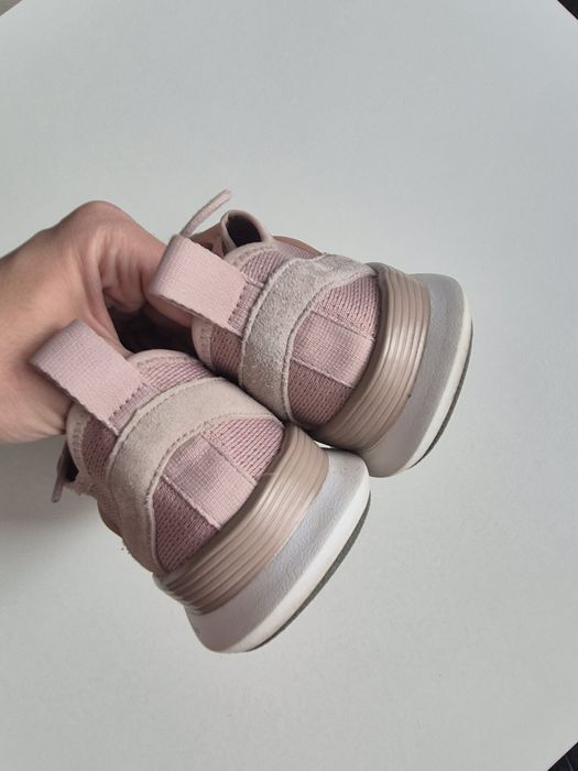 Маратонки Reebok за бягане