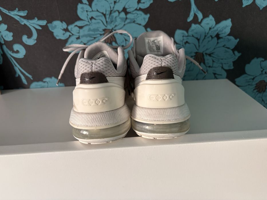 Продавам маратонки nike