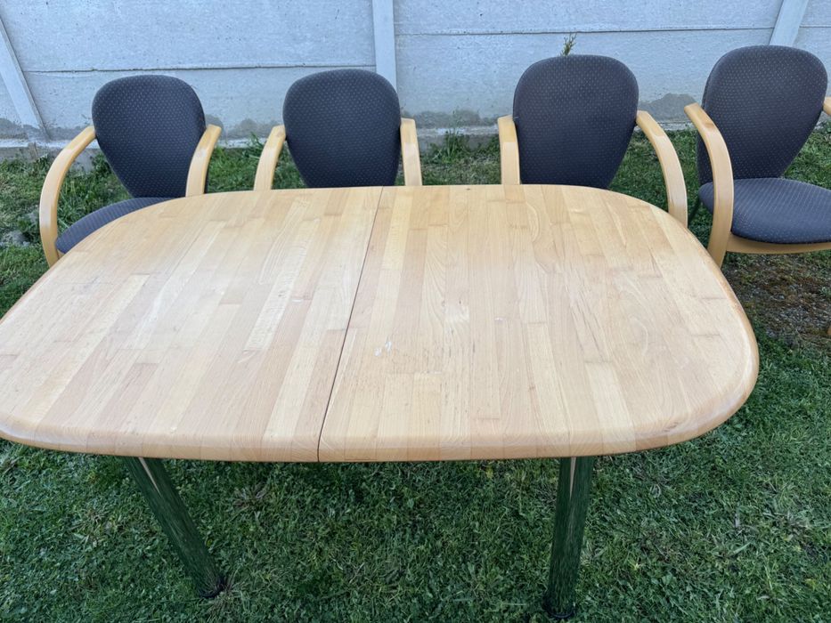 Set masa cu scaune lemn masiv