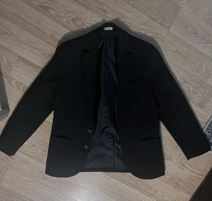 школьный черный пиджак