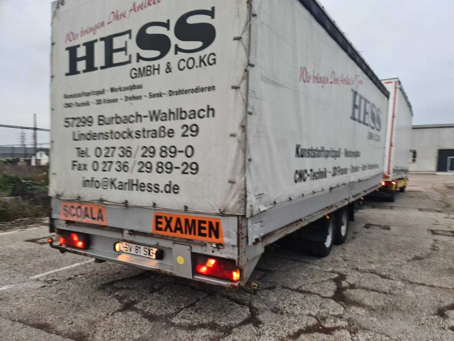 Remorci agreata scoala de soferi tandem