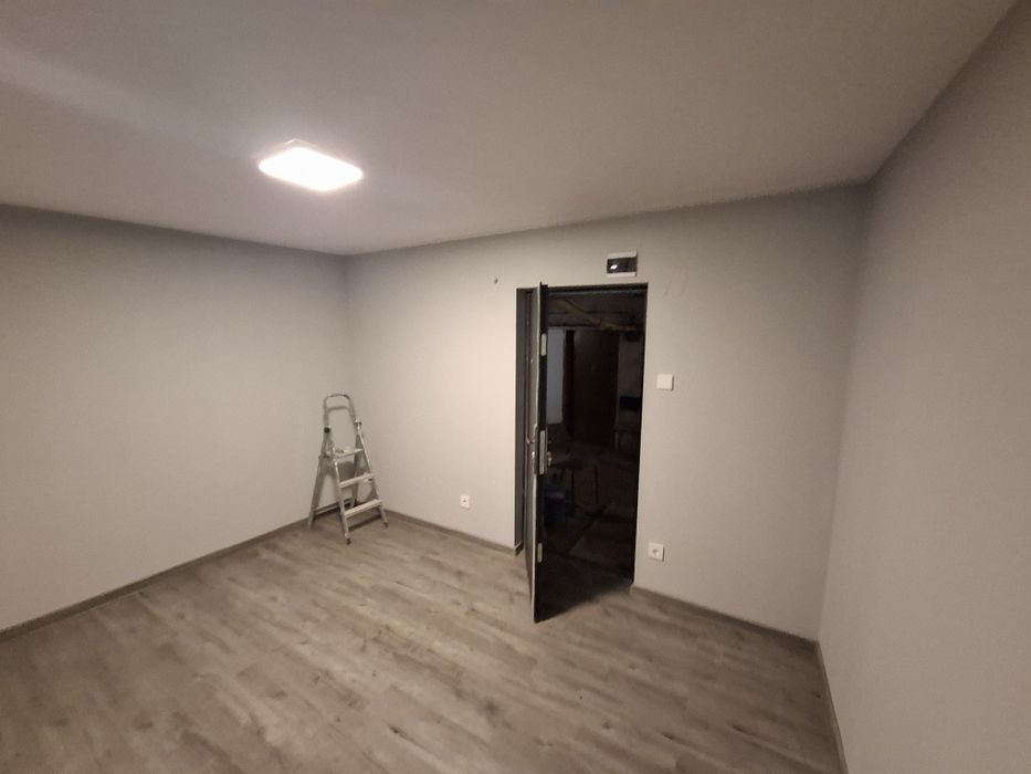 Дава се под наем  в София, Оборище - 11 кв.м за 149.43 € - Снимка #4