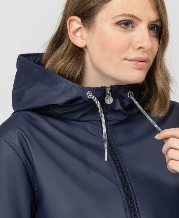 Ветровка-дъждобран на Terre de Marins размер 36/М