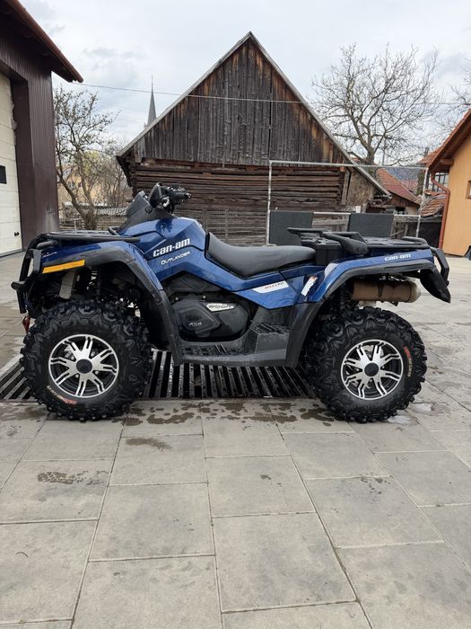 Can am outlander 800 r max limited fox