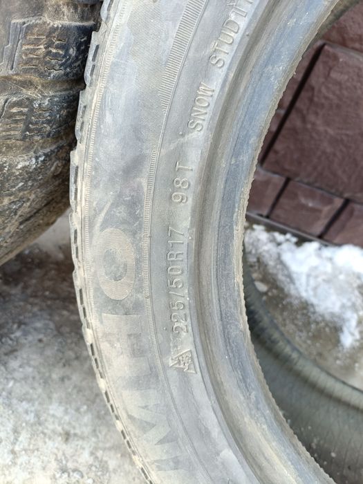 Шины на автомобиль