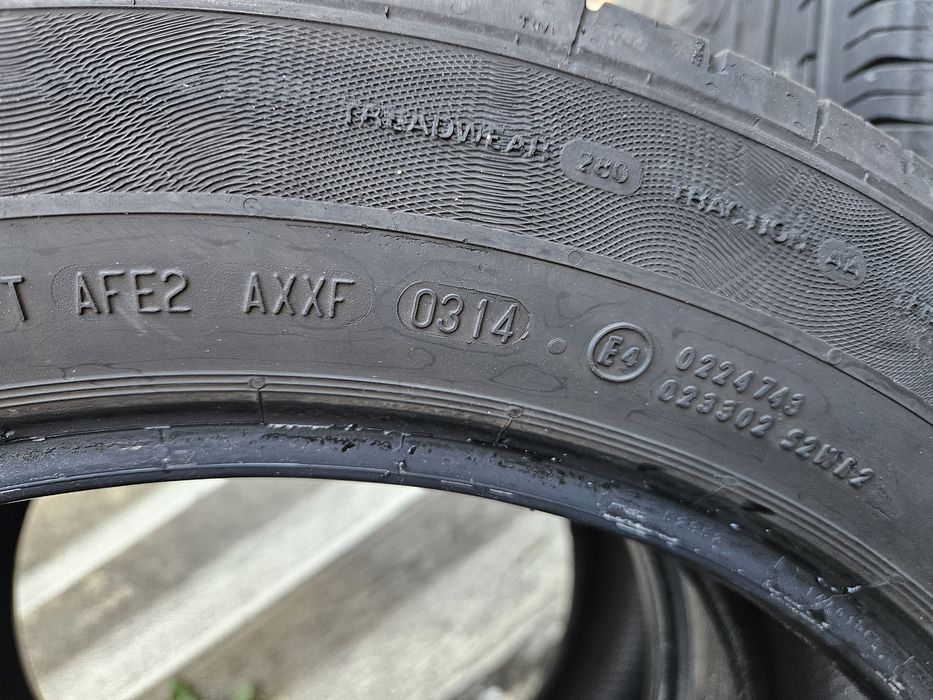 Continental 215 55 18 4бр.