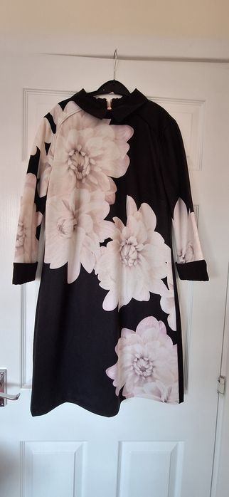 Ted Baker оригинални рокли размер 2/М