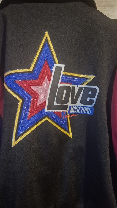 Оригинален яке/суитшърт Moschino
