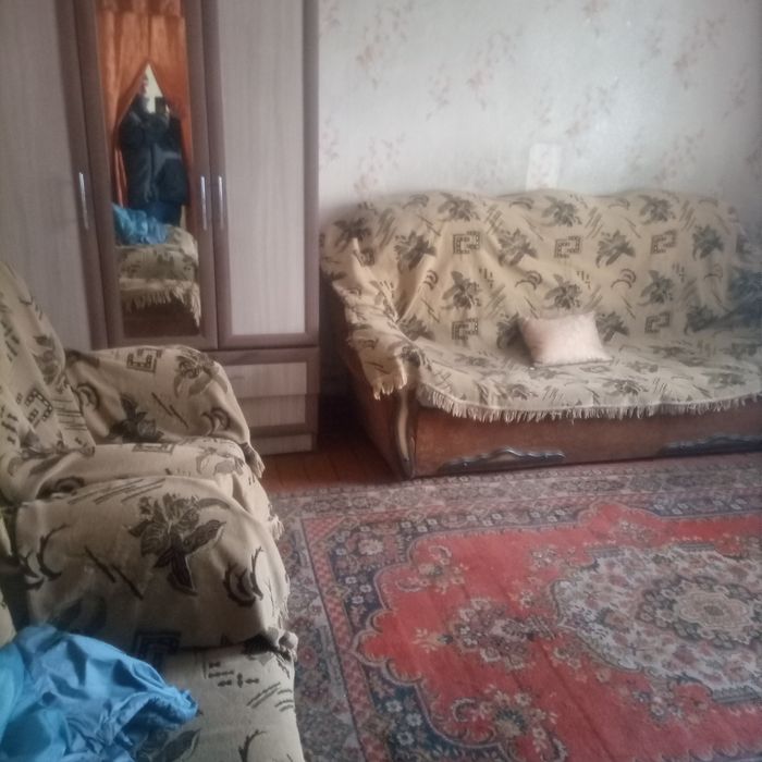 Продам 1/4 дома.