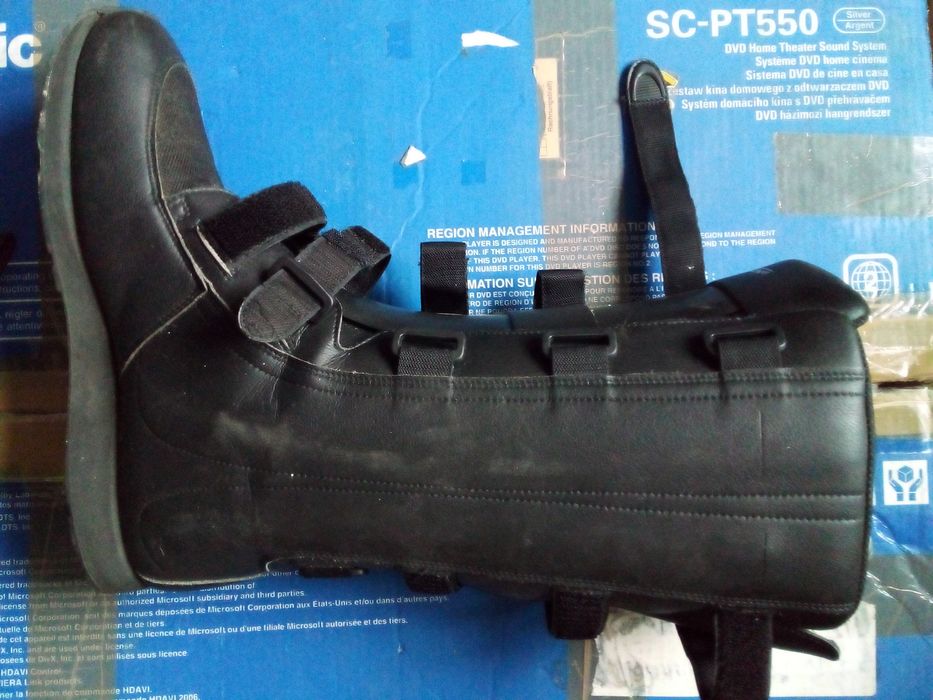 Orteza ortopedica si pe aer pentru  picior