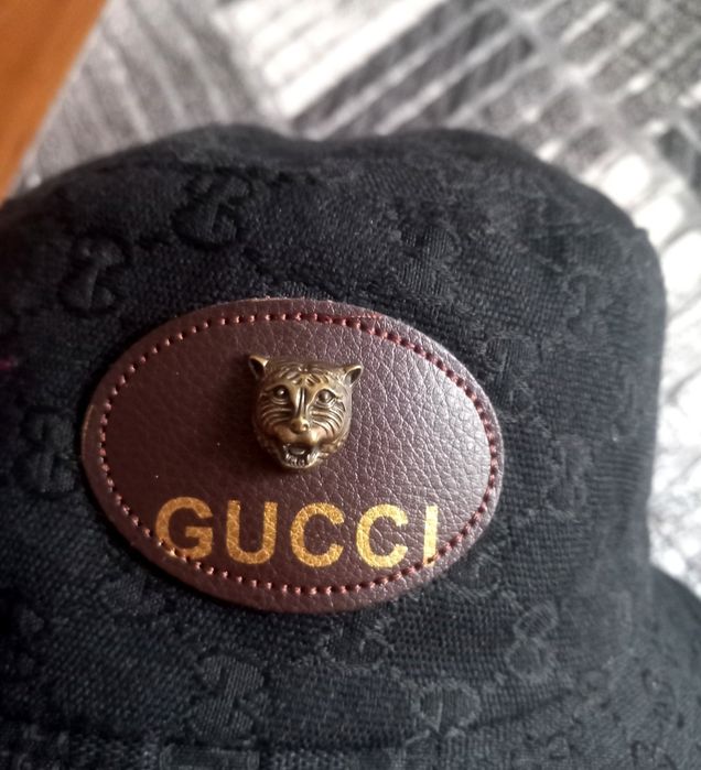 Pălărie Gucci fake