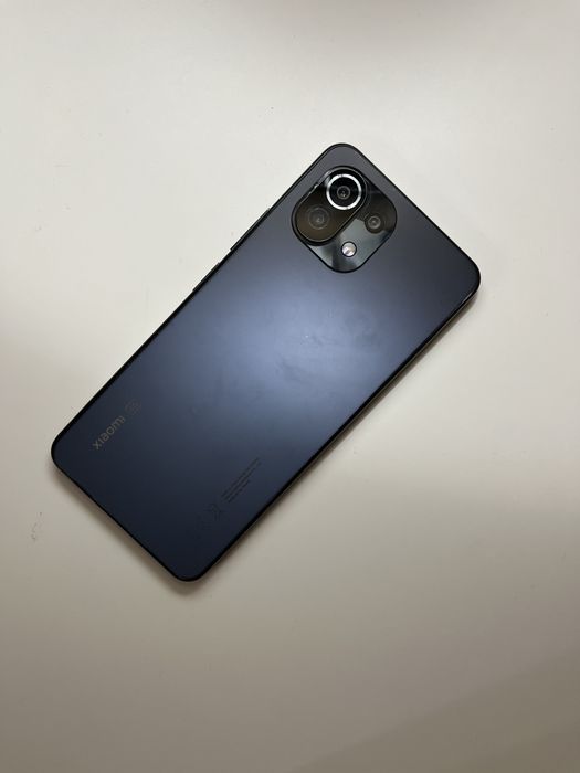 Xiaomi 11 lite 5g 128/8 обмен есть
