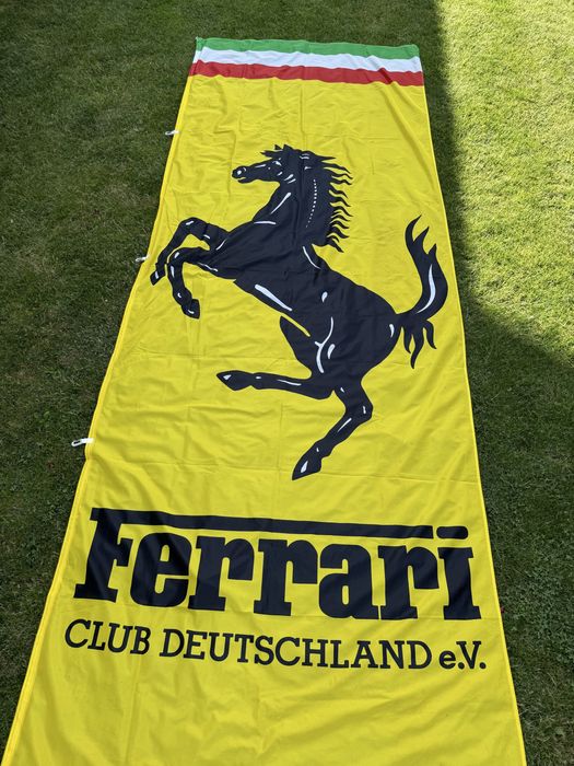 2 steaguri Ferrari