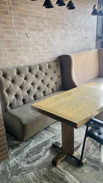 Столы, кресла и диваны для дома и кафе