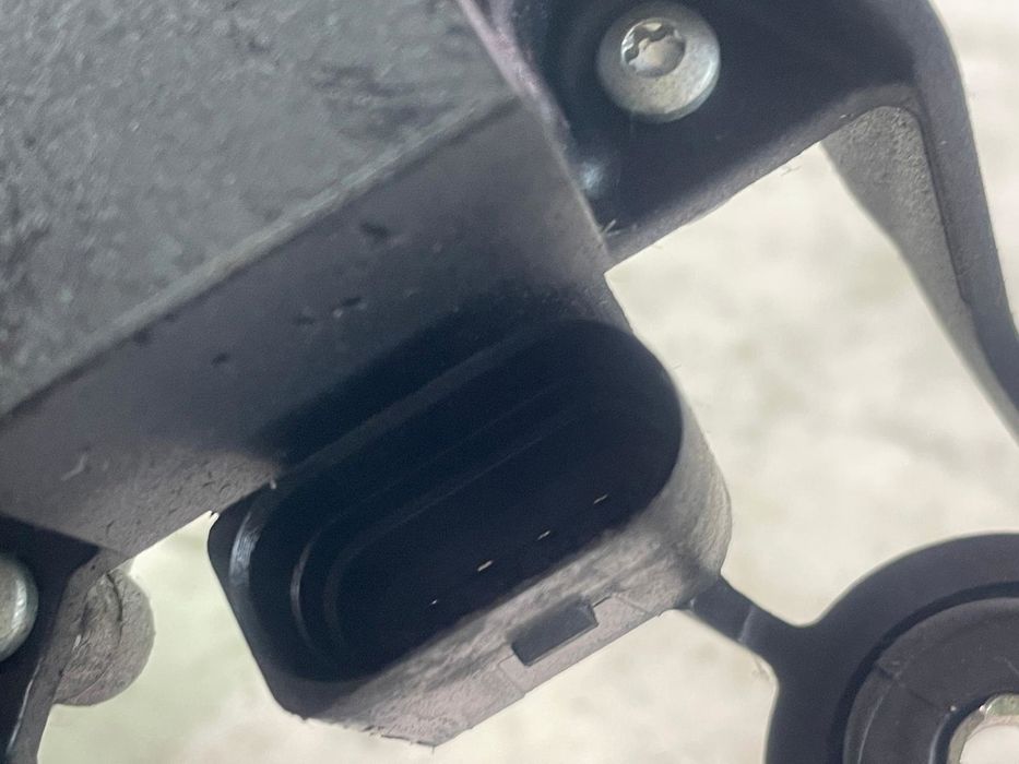 Motoras stergator haion 5M0955711B Volkswagen Golf 5 (2003 - 2009)