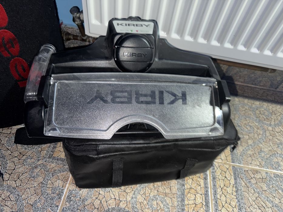 aspirator kirby cu toate accesoriile incluse