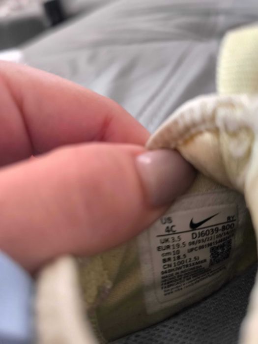 Маратонки Nike 19.5