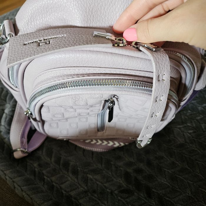 Дамска раница с много джоб