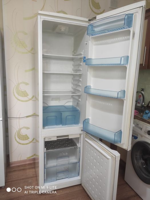 Холодильник Beko 2 метра