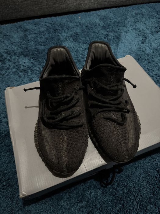 Yezzy boost 350 full black