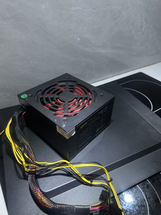 корпус X-Game + блок питания X-Game Shadow 400W.